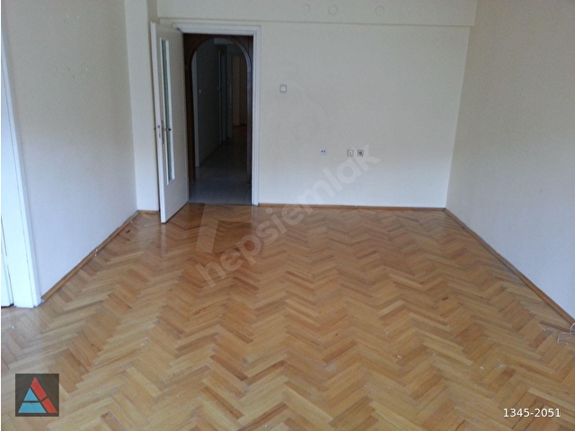 DİKMEN ECE SOKAKTA SATILIK DAİRE - Görsel 4