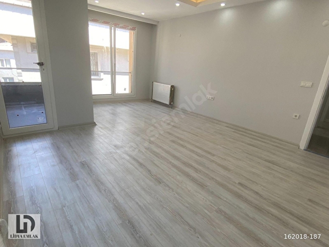 LİDYA EMLAKtan 2+1 90m2 Merkezi Lokasyonda Satılık Daire - Görsel 2