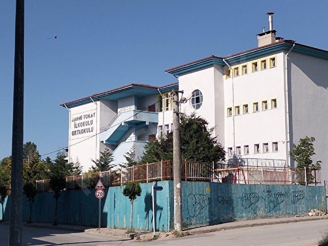 G.O.P.da Yeni Binada Kiralık 1+1 Giriş Kat - Rahmi Tokay Okulu Karşısı - Görsel 2