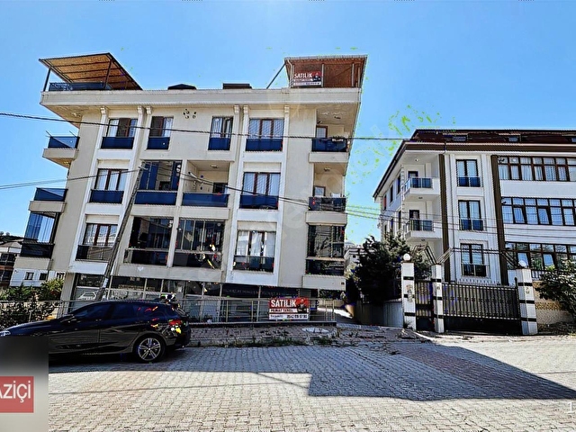 BEYLİKDÜZÜ KAVAKLIDA KAPALI OTOPARKLI 200M2 4+2 SATILIK DUBLEKS