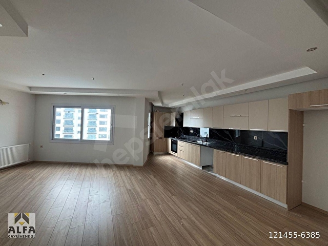ADANANIN GÖZDESİ OLAN ÖĞRETMEN BLV. 3+1 FULL YAPILI SİTE İÇERİSİNDE CAZİP DAİRE - Görsel 4