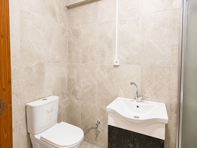İstiklal Mahallesinde Çarşı Metroya Yakın Eşyalı 1+1 Kiralık Daire - Görsel 9