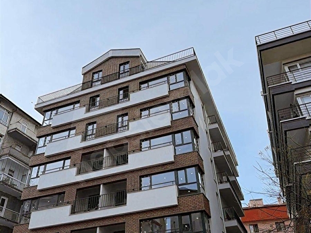 ^POLAT^Tunalı Hilmi Caddesi Üzeri Teraslı Satılık Daire