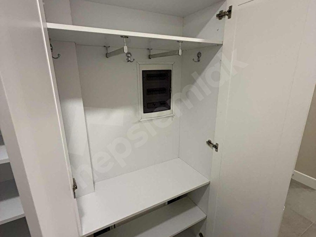 KISMİ DENİZ MANZARALI CADDE ÜZERİ KATTA TEK DAİRE 4+1 150 NET - Görsel 23