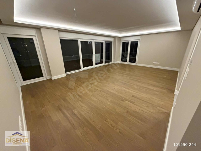 KISMİ DENİZ MANZARALI CADDE ÜZERİ KATTA TEK DAİRE 4+1 150 NET - Görsel 28