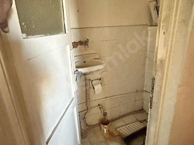 ULUBATLIHASAN MAHALLESİNDE YATIRIMLIK SATILIK 1+1 DAİRE... - Görsel 23