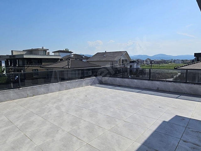 REMAX MAVİ YAZLIKTA 4+1 GENİŞ BAHÇELİ VE TERASLI SATILIK VİLLA - Görsel 26