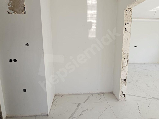 REMAX MAVİ YAZLIKTA 4+1 GENİŞ BAHÇELİ VE TERASLI SATILIK VİLLA - Görsel 6