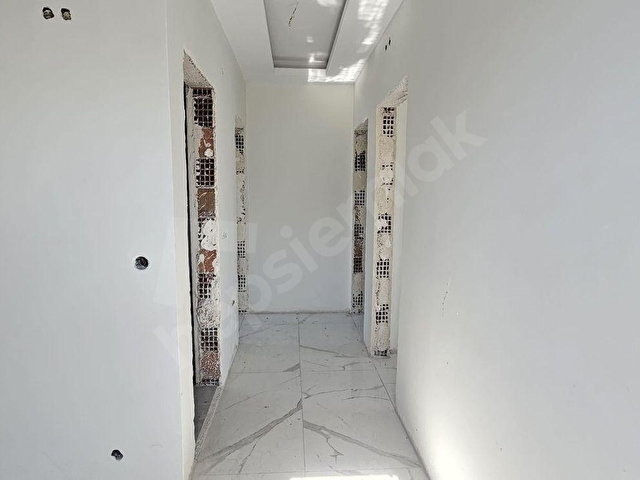 REMAX MAVİ YAZLIKTA 4+1 GENİŞ BAHÇELİ VE TERASLI SATILIK VİLLA - Görsel 12