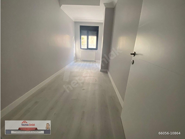 KAÇMAZDAN ALTINTEPEDE MERKEZİ KONUM GENİŞ ARAKAT 2+1 DAİRE - Görsel 7
