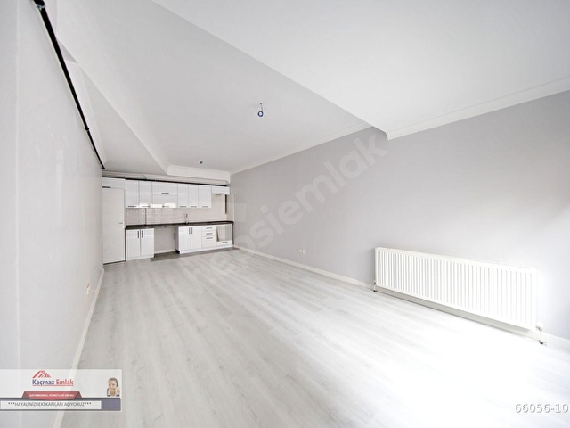 KAÇMAZDAN ALTINTEPEDE MERKEZİ KONUM GENİŞ ARAKAT 2+1 DAİRE