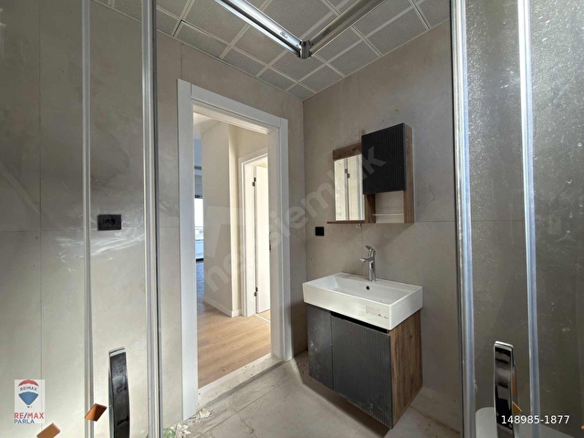 GENİŞ, KULLANIŞLI,MANZARALI VE SIFIR KİRALIK 1+1 / REMAX GÖKHAN - Görsel 25