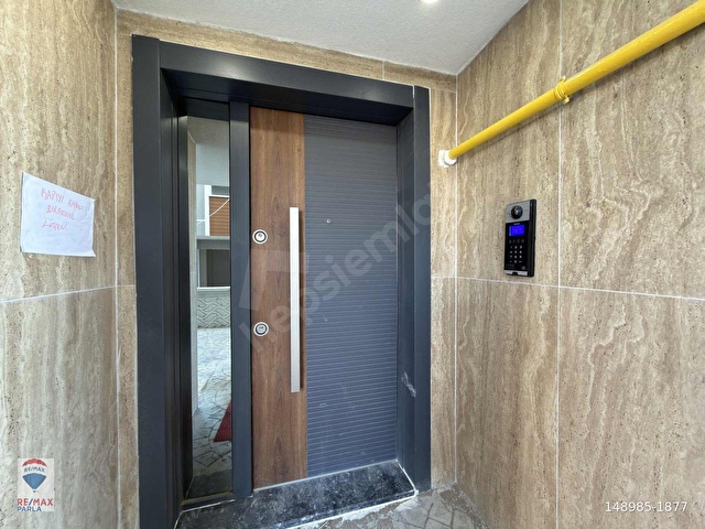 GENİŞ, KULLANIŞLI,MANZARALI VE SIFIR KİRALIK 1+1 / REMAX GÖKHAN - Görsel 30