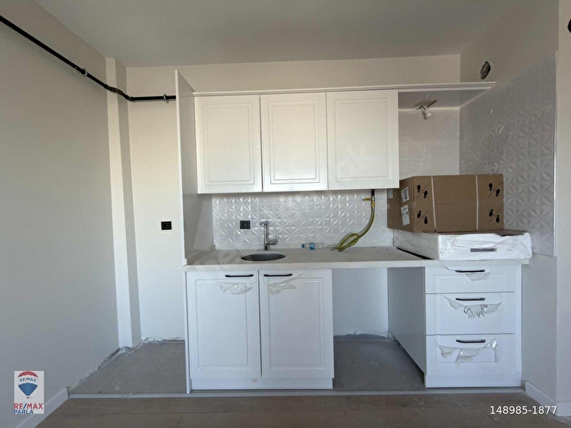 GENİŞ, KULLANIŞLI,MANZARALI VE SIFIR KİRALIK 1+1 / REMAX GÖKHAN - Görsel 12