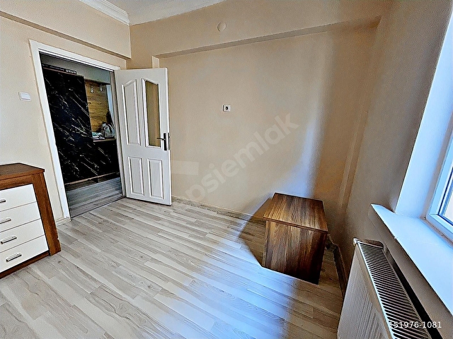 SYMDEN AKŞEMSETTİN MH YAPLI ÖN CEPHE ARA KATTA FIRSAT 3+1 DAİRE - Görsel 23
