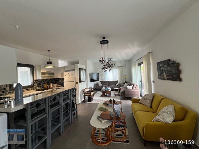 GÜMÜŞLÜK’TE  SATILIK VILLA - Görsel 13