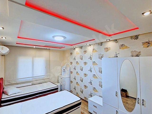 SEYHAN GÜRSELPAŞA MAH.KİRALIK 4+1 EŞYALI DAİRE SİTE İÇİ HASARSIZ - Görsel 25