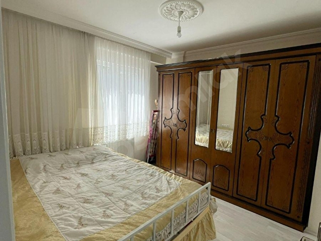 ALBAYRAKTAN BELEDİYE ALTINDA MUTFAK AYRI SATILIK  1+1 DAİRE - Görsel 14