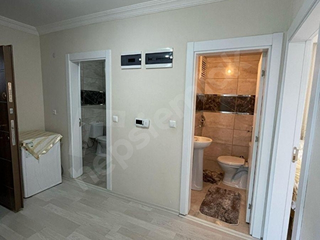 ALBAYRAKTAN BELEDİYE ALTINDA MUTFAK AYRI SATILIK  1+1 DAİRE - Görsel 8