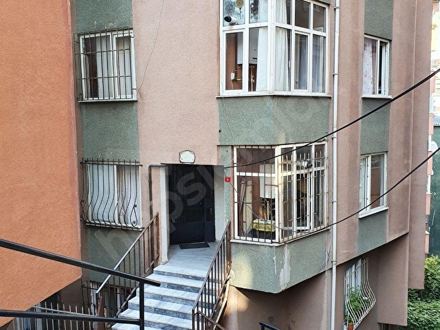 MECİDİYEKÖY, GÜLBAĞDA, 85m2, 2+1, TEMİZ, BAKIMLI ARA KAT.. - Görsel 29