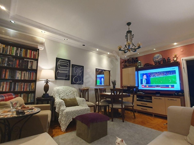 MECİDİYEKÖY, GÜLBAĞDA, 85m2, 2+1, TEMİZ, BAKIMLI ARA KAT.. - Görsel 3