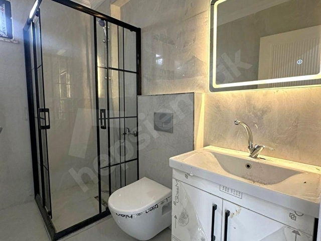 BATTALGAZİ CADDESİNE 1 DK,GENİŞ VE FERAH 2+1 90 m2 ARA KAT - Görsel 14
