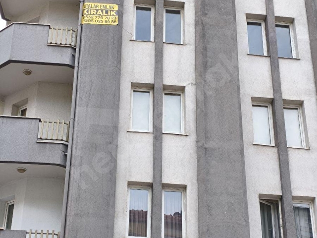 ÇELEBİLER MAHALLESİNDE KİRALIK EŞYALI APART - Görsel 3