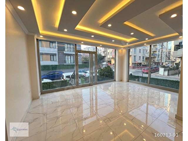 ROTADAN ARMAĞANEVLERDE GENİŞ MASRAFSIZ 95M2 KİRALIK DÜKKAN
