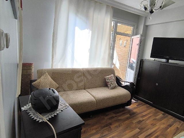 ZEYNEP KAMİL DE 2+1 FULL EŞYALI TEMİZ DAİRE - Görsel 7