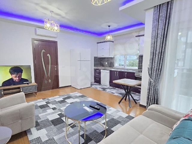 konyaaltı limanda havuzlu kapalı otaparklı 1+1 eşyalı kiralık daire - Görsel 6
