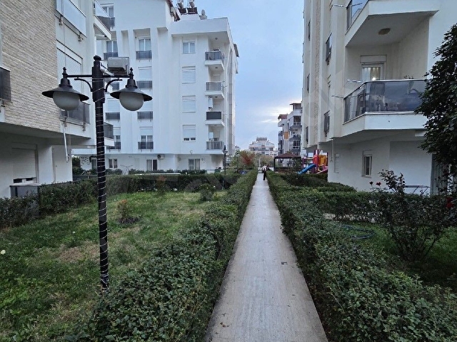 konyaaltı limanda havuzlu kapalı otaparklı 1+1 eşyalı kiralık daire - Görsel 23