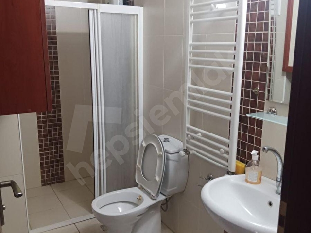 ANA CADDE ÜZERİNDE MERKEZİ KONUMDA EŞYALI KİRALIK DAİRE - Görsel 13