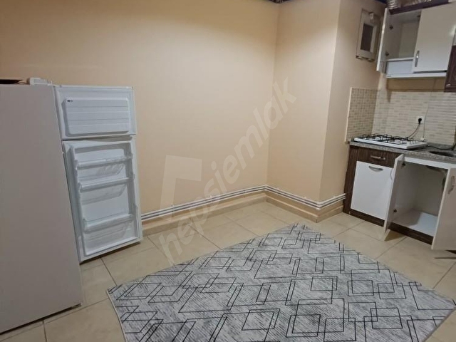 ÇARŞI MERKEZDE 1+0 AYRI MUTFAKLI EŞYALI KİRALIK DAİRE - Görsel 6