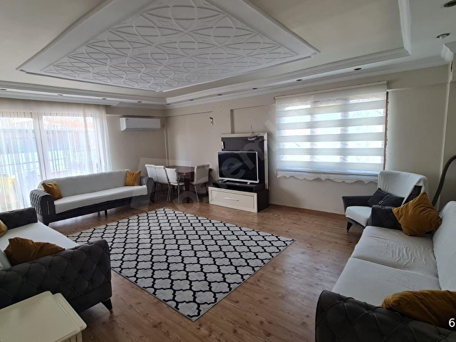 KÜÇÜKKUYU MERKEZDE BİR DAİRE FİYATINA İKİ DAİRE 4+2 AYRI GİRİŞLİ KAT DUBLEX DAİRELER SATILIK - Görsel 5
