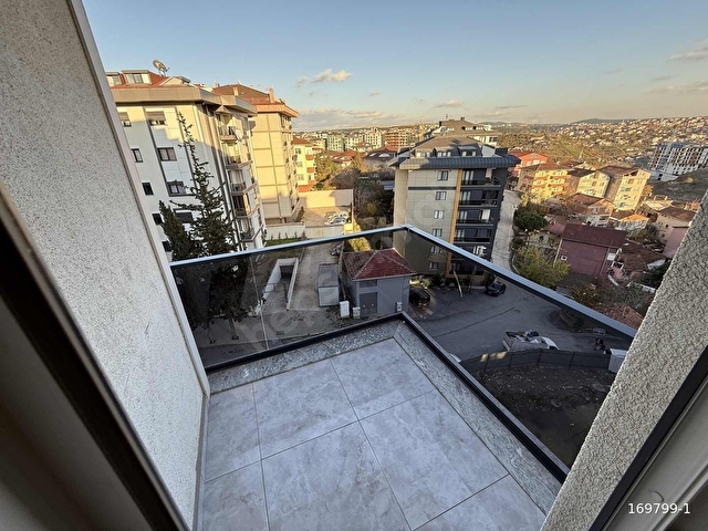 ÇENGELKÖY BAHÇELİEVLER YENİ BİNADA SATILIK 2+1 - Görsel 3
