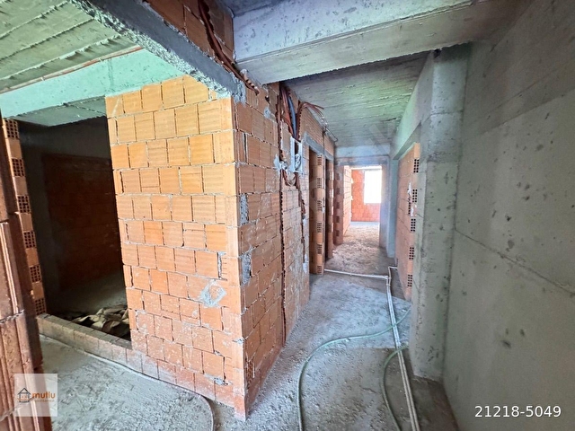 BAHÇELİEVLER ÇAMLIK CADDESİNDE, YAPIM AŞAMASINDA, GÜNEY CEPHE, 3+1 ARAKAT SATILIK DAİRE - Görsel 5
