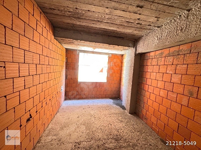 BAHÇELİEVLER ÇAMLIK CADDESİNDE, YAPIM AŞAMASINDA, GÜNEY CEPHE, 3+1 ARAKAT SATILIK DAİRE - Görsel 13