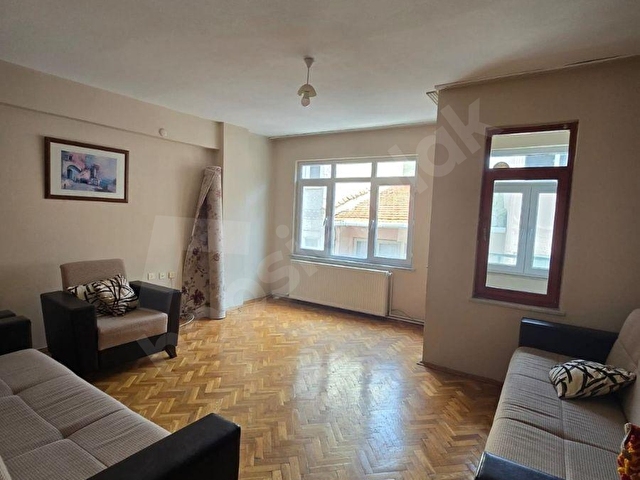 TEKİRDAĞ SÜLEYMANPAŞA ÇARŞI İÇİ SATILIK 2. KAT 1+1 DAİRE - Görsel 2