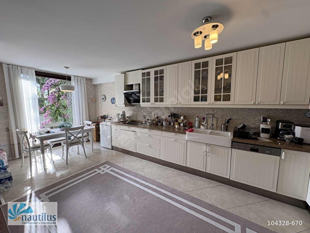 Esenkent Efes Evler Satılık Köşe Tadilatlı Villa - Görsel 26