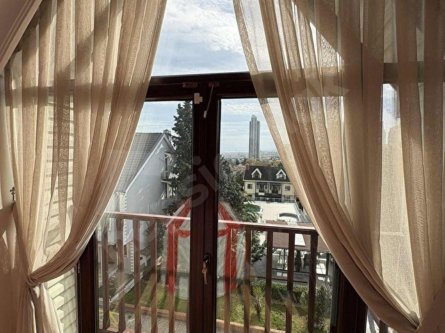 Esenkent Efes Evler Satılık Köşe Tadilatlı Villa - Görsel 15