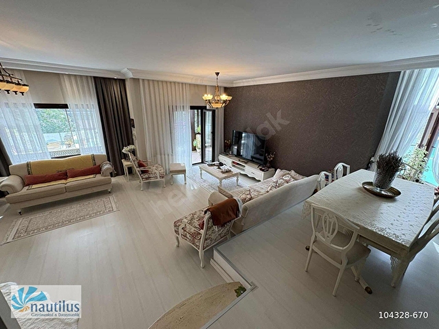 Esenkent Efes Evler Satılık Köşe Tadilatlı Villa - Görsel 11