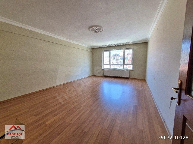 KALETEPE MAH SİTE İÇİNDE 4.KAT 3+1 ÇİFT BANYO TERAS BALKONLU - Görsel 5