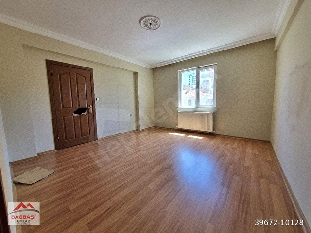 KALETEPE MAH SİTE İÇİNDE 4.KAT 3+1 ÇİFT BANYO TERAS BALKONLU - Görsel 20