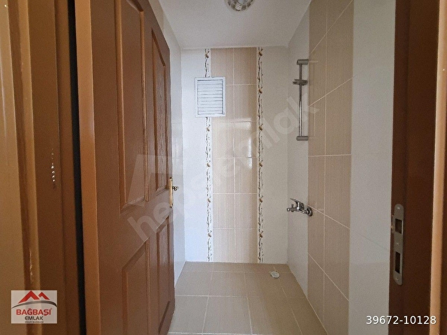 KALETEPE MAH SİTE İÇİNDE 4.KAT 3+1 ÇİFT BANYO TERAS BALKONLU - Görsel 19