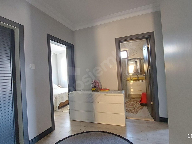DERİNCE MERKEZİ KONUM SATILIK GENİŞ 5+2 ASANSÖRLÜ DAİRE - Görsel 8