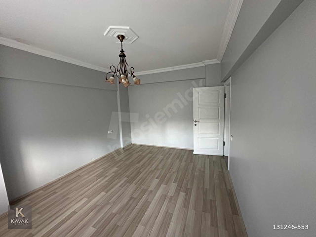 ÇARŞI MERKEZ DE 3+1 SATILIK DAİRE - Görsel 2