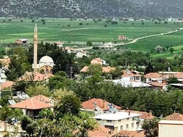 Antalya Döşemealtı Bademağacı Gölcük de Yatırımlık Muhteşem 10.424 m2 Tarla Vasfında Satılık Arazi - Görsel 14