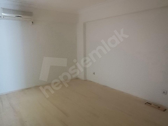 ALSANCAK ANA CADDE UZERINDE KIRALIK 3 ODA SALON DAIRE - Görsel 5