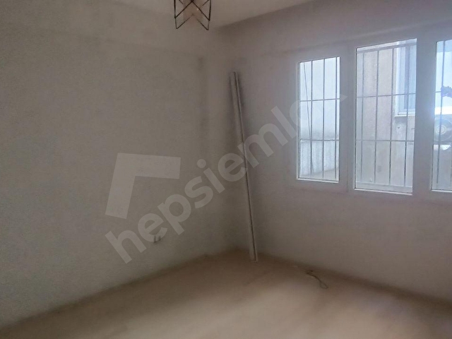 ALSANCAK ANA CADDE UZERINDE KIRALIK 3 ODA SALON DAIRE - Görsel 7