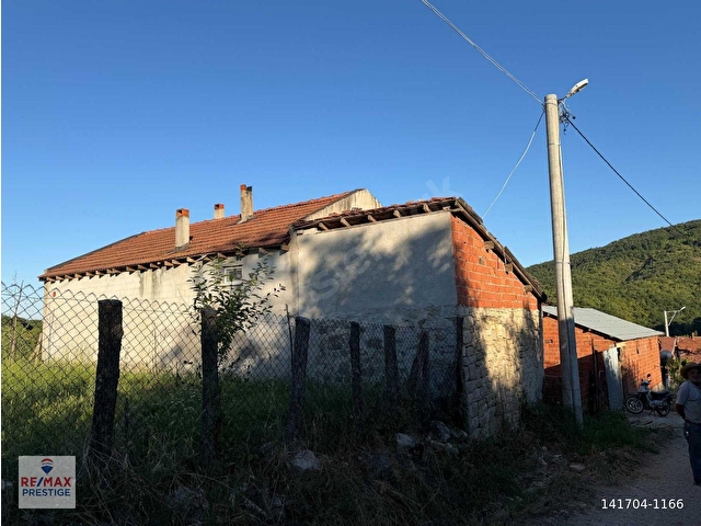 HAYALINIZDEKI KÖY HAYATI! KAZMALIDA 876 M² ARSA İÇINDE MASRAFSIZ 2+1 EV - Görsel 6